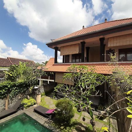 Hotel Pondok Wira Ubud Zewnętrze zdjęcie