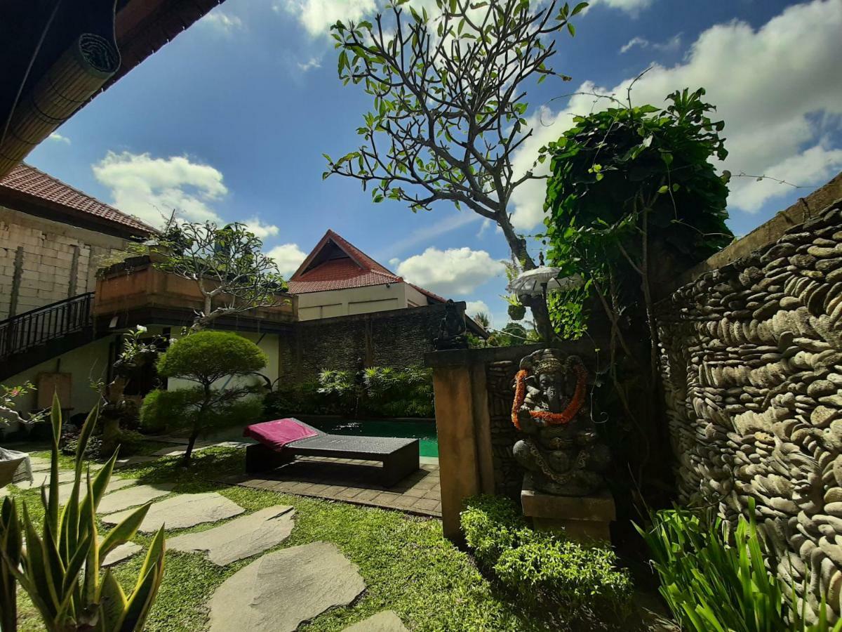 Hotel Pondok Wira Ubud Zewnętrze zdjęcie