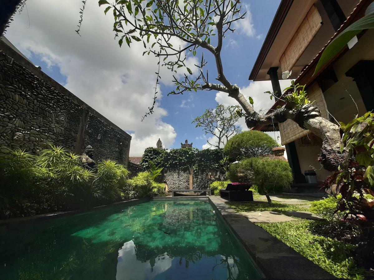 Hotel Pondok Wira Ubud Zewnętrze zdjęcie